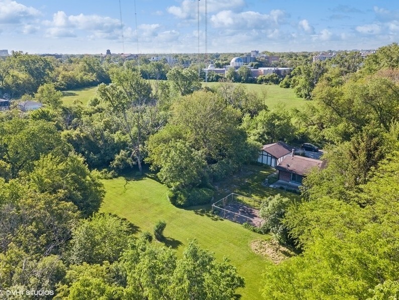 609 Forest Edge Lane, Des Plaines, IL