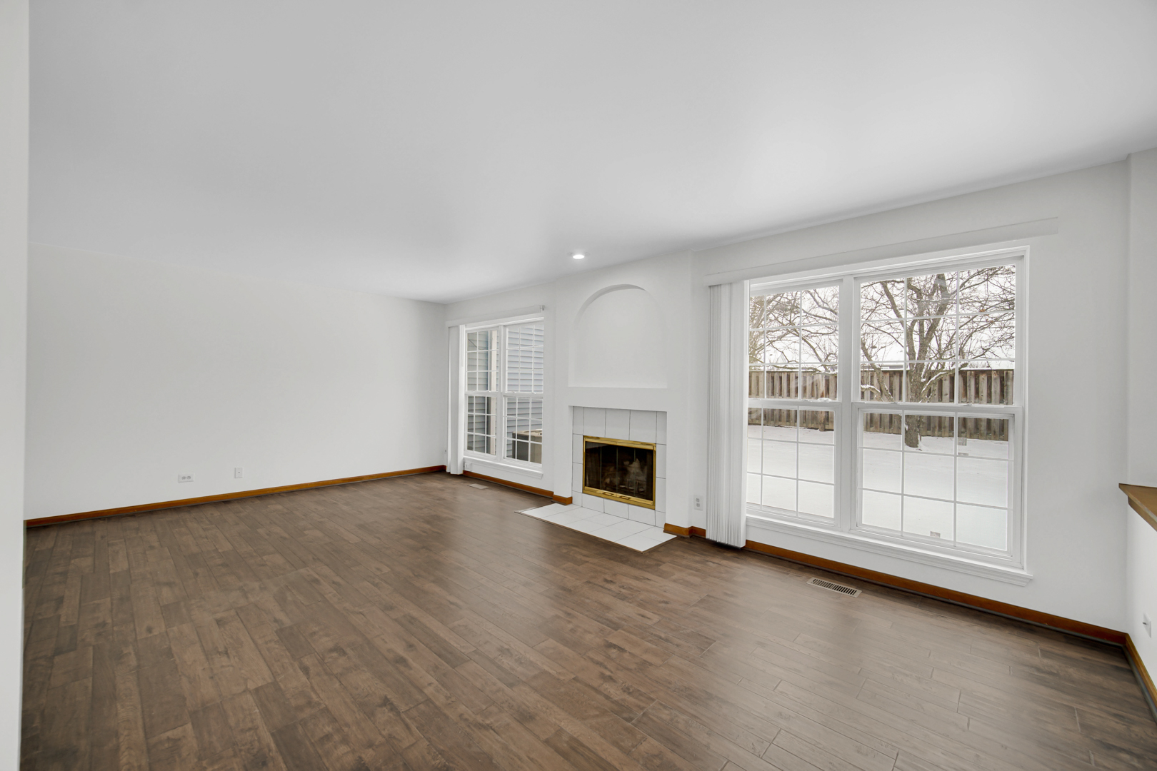 4782 AMBER Circle, Hoffman Estates, IL