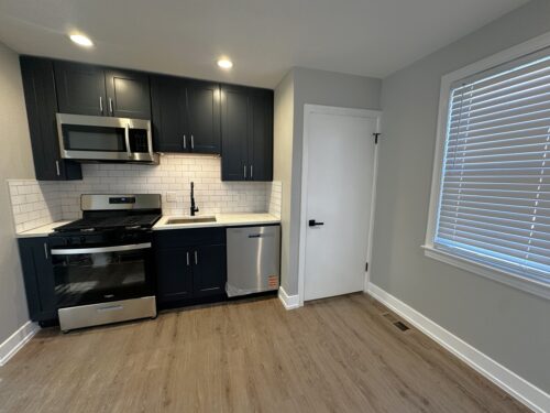 7304 W 57th Street, Summit, IL