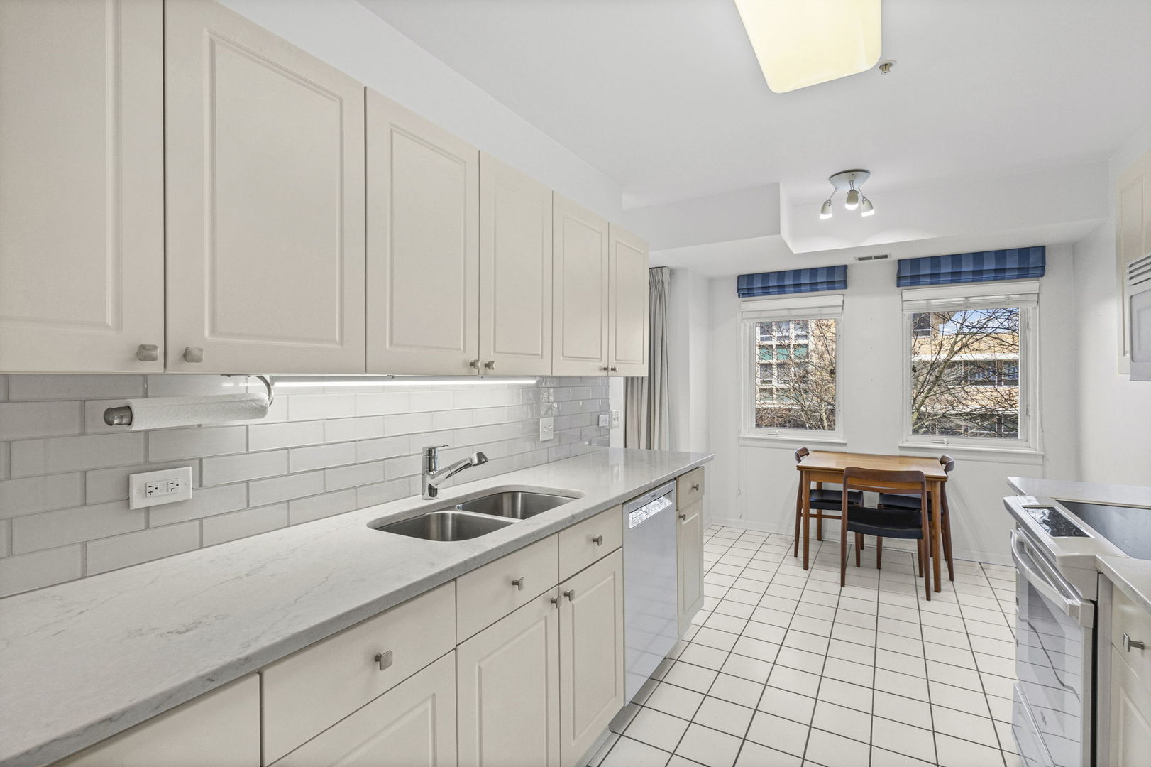 1300 CENTRAL Street #202, Evanston, IL