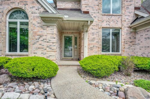 2109 Hackberry Road, Bloomington, IL