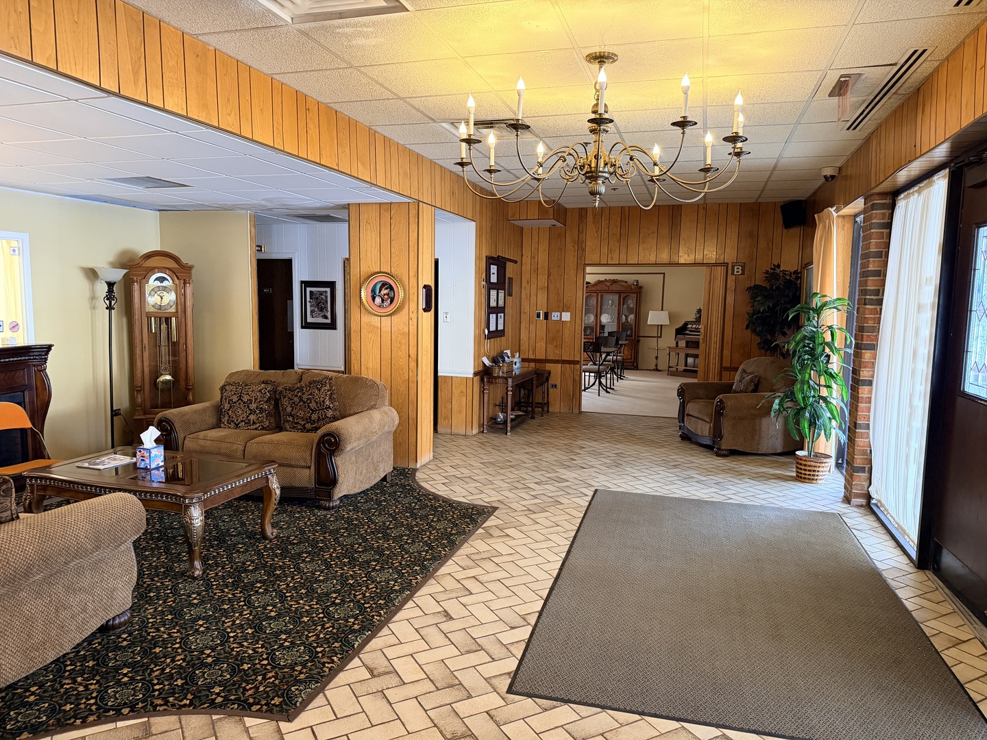 415 N Gary Avenue, Carol Stream, IL