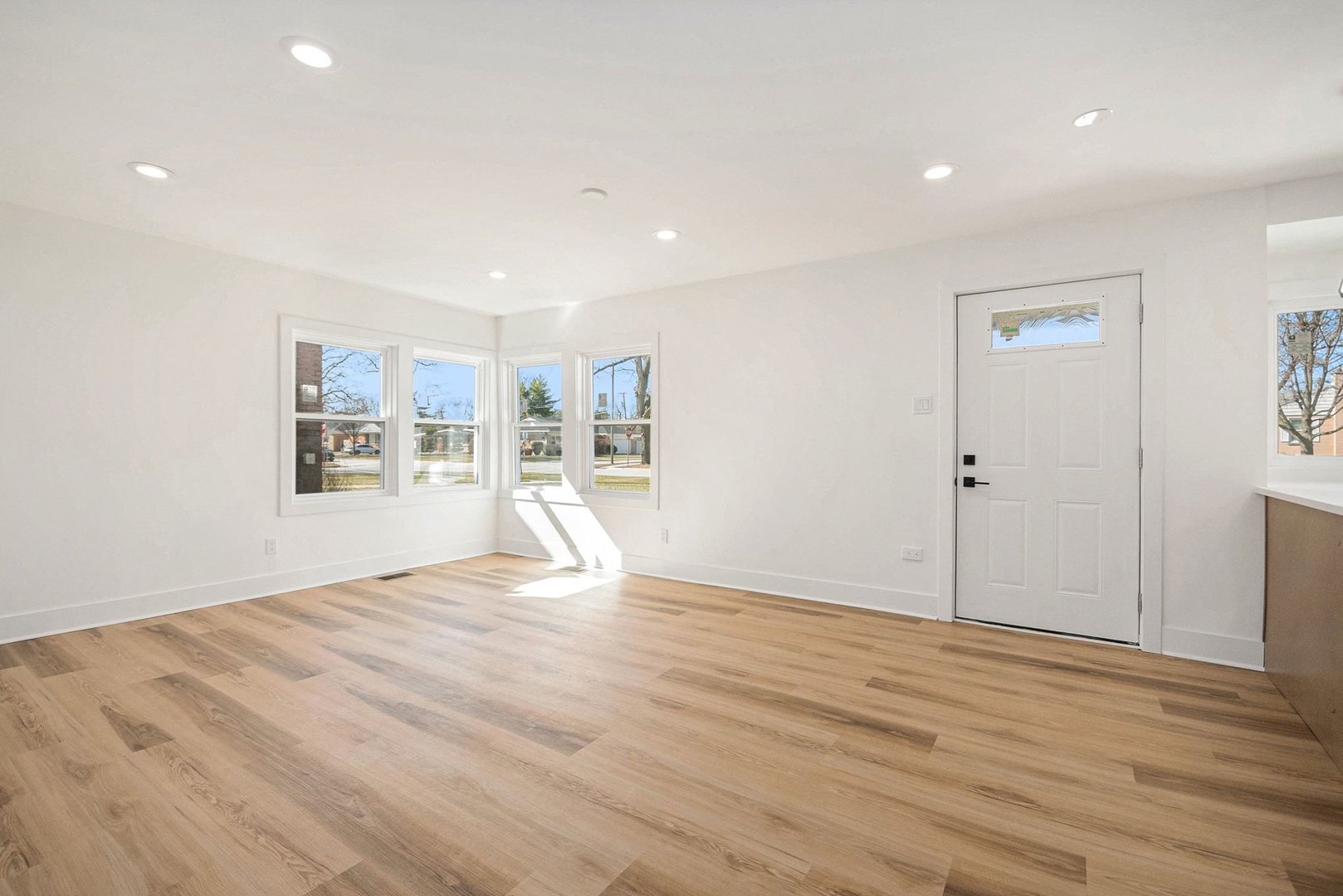 1943 Mayfair Avenue, Westchester, IL