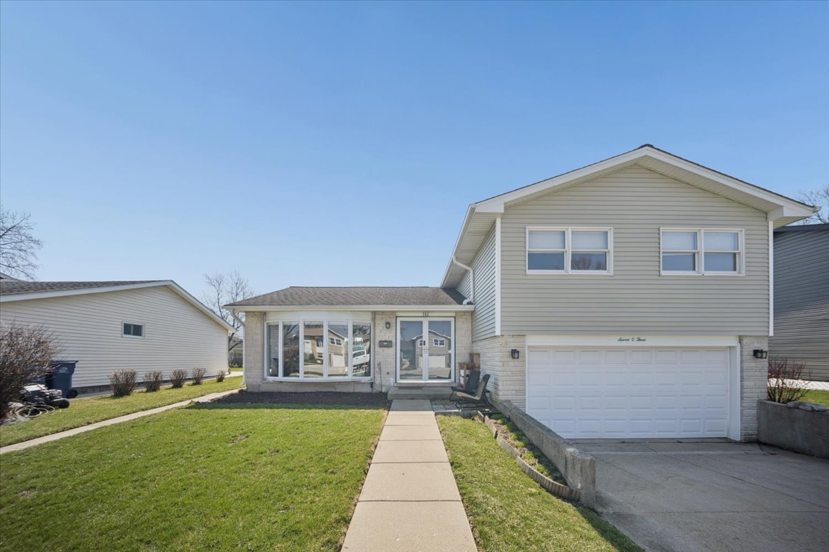 703 Westmere Road, Des Plaines, IL