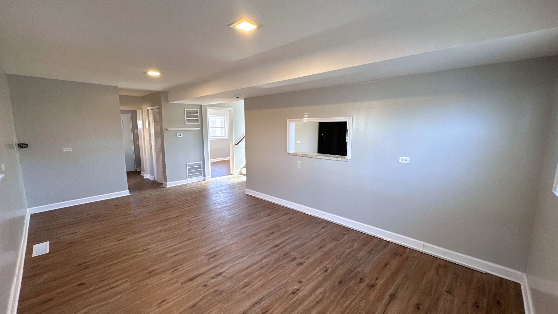 12741 S Manistee Avenue, Chicago, IL