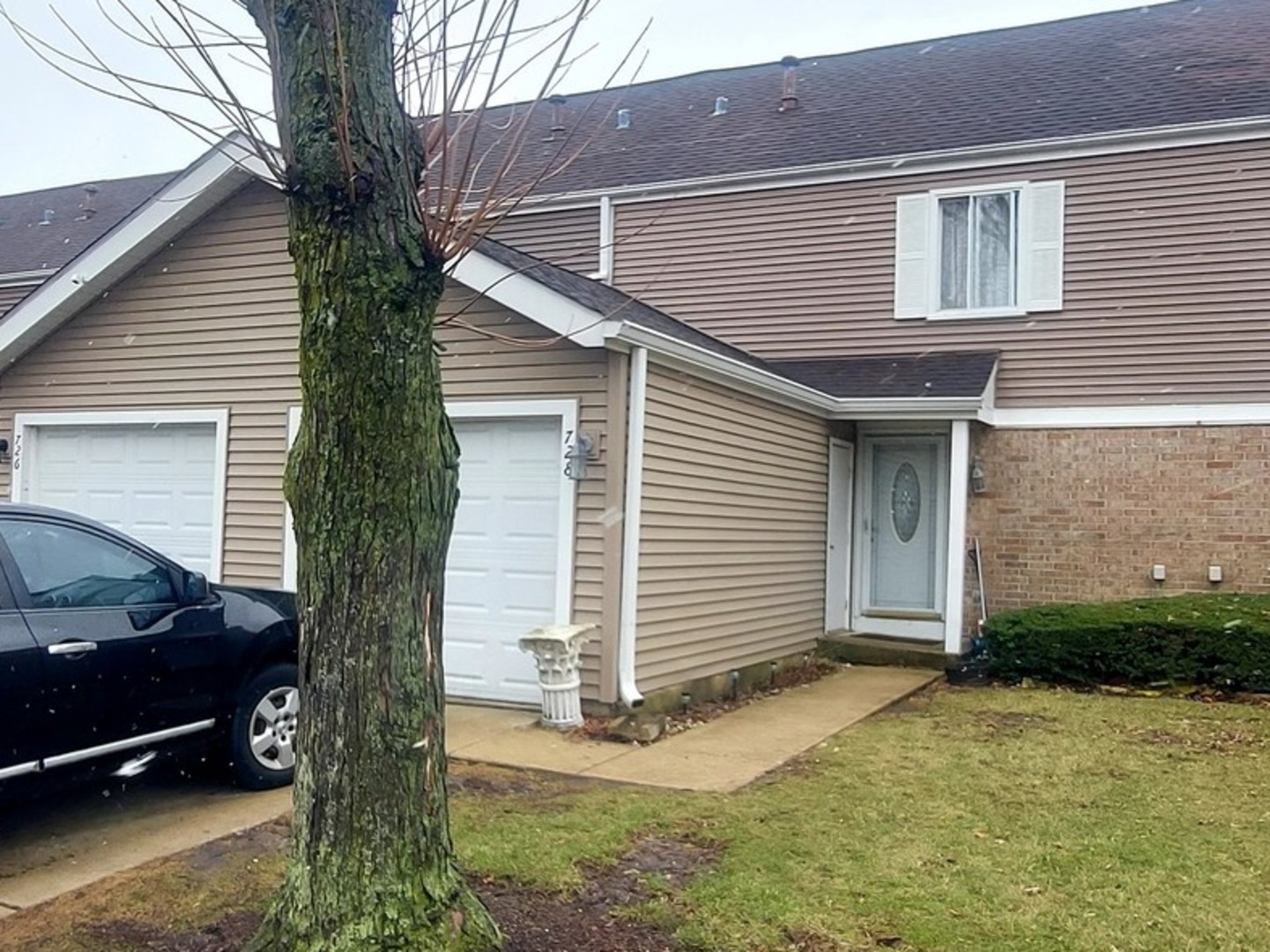 728 Haddam Way, Hanover Park, IL