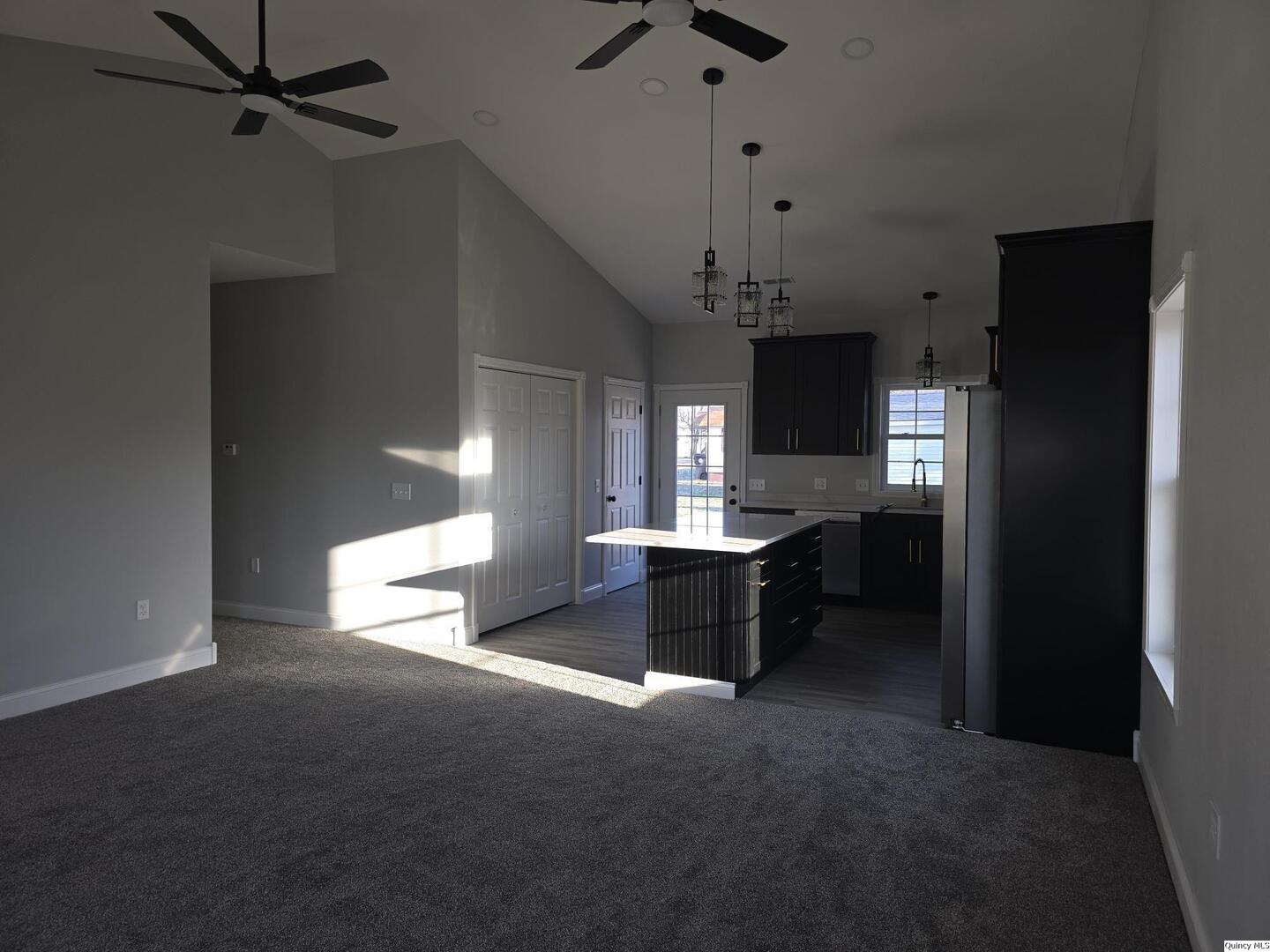 1301 Wabash Avenue, Carthage, IL