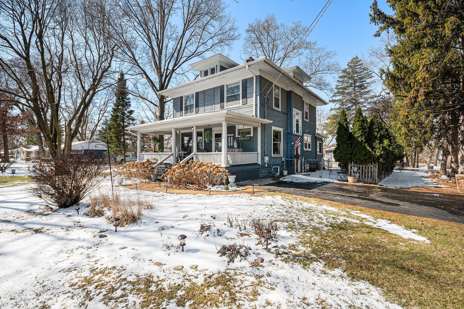 1001 S Main Street, Yorkville, IL