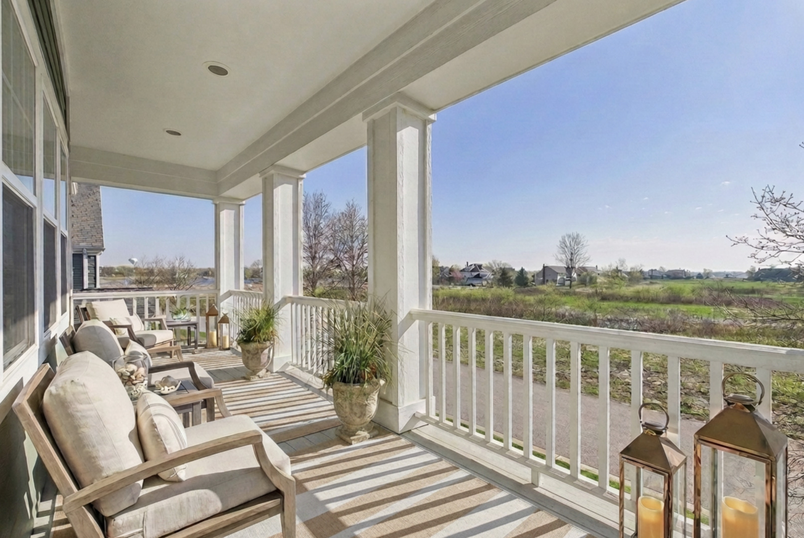 884 Blazing Star Road, Grayslake, IL