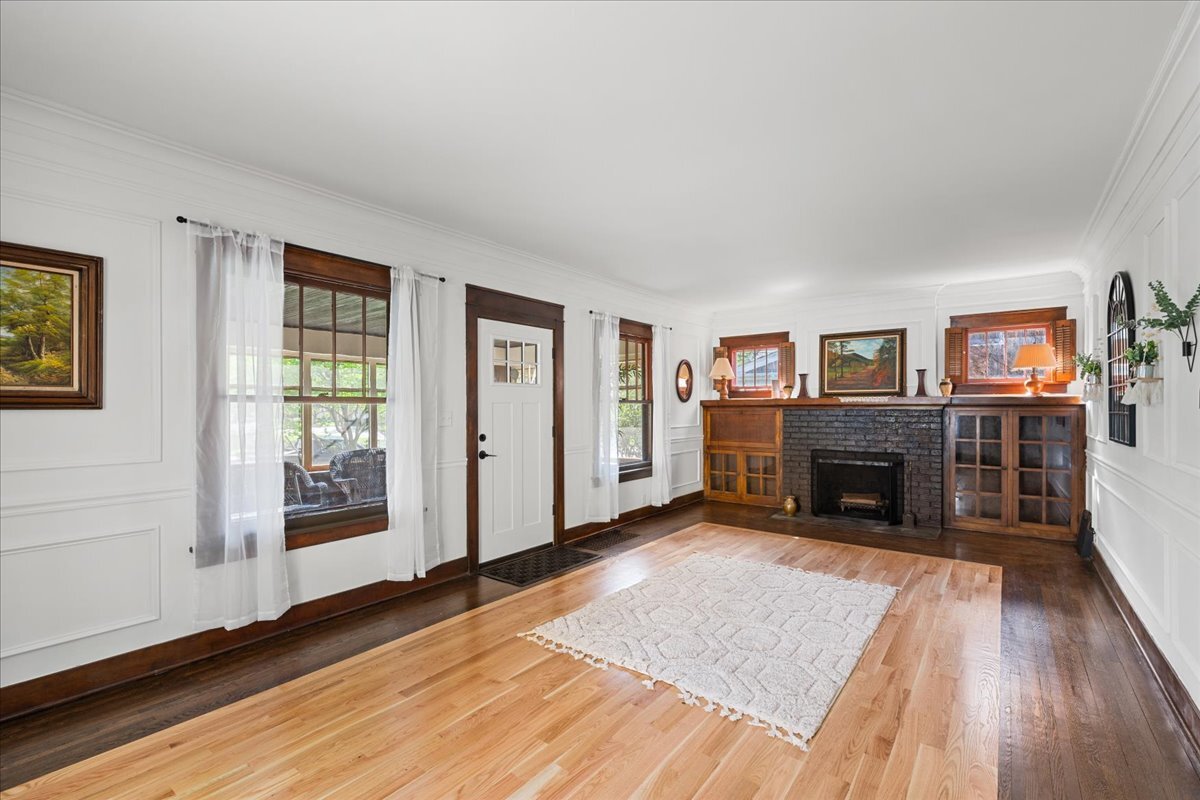 246 W Lake Street, Barrington, IL