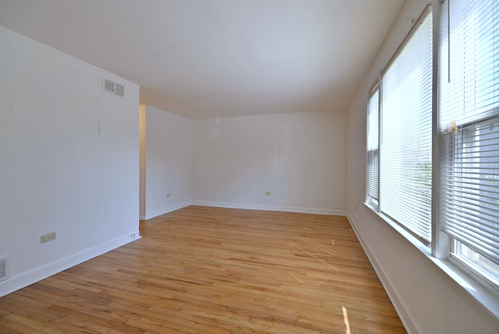 308 S Artesian Avenue, Chicago, IL