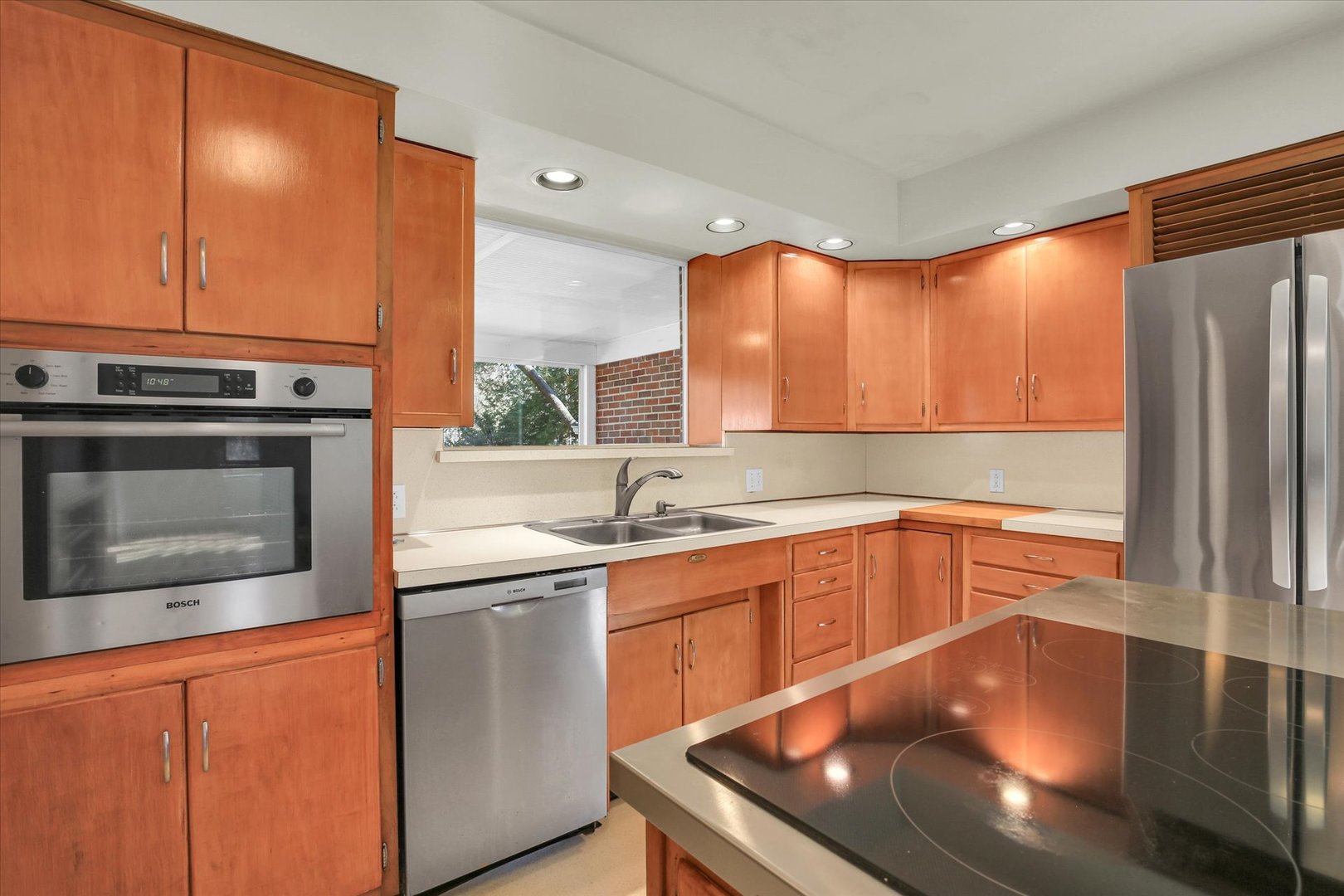 402 W Pennsylvania Avenue, Urbana, IL