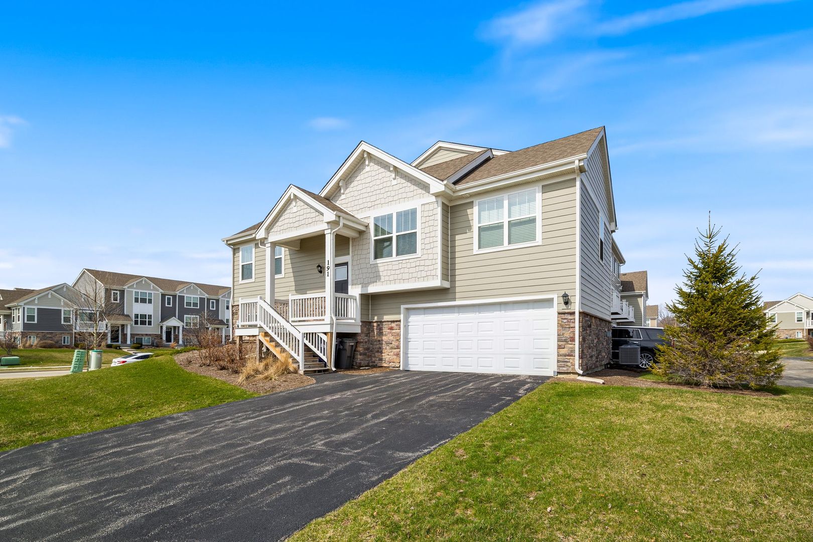 191 Goldenrod Drive, Elgin, IL