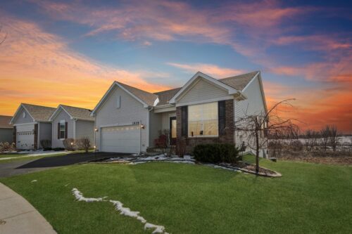 1808 Alta Drive, Volo, IL