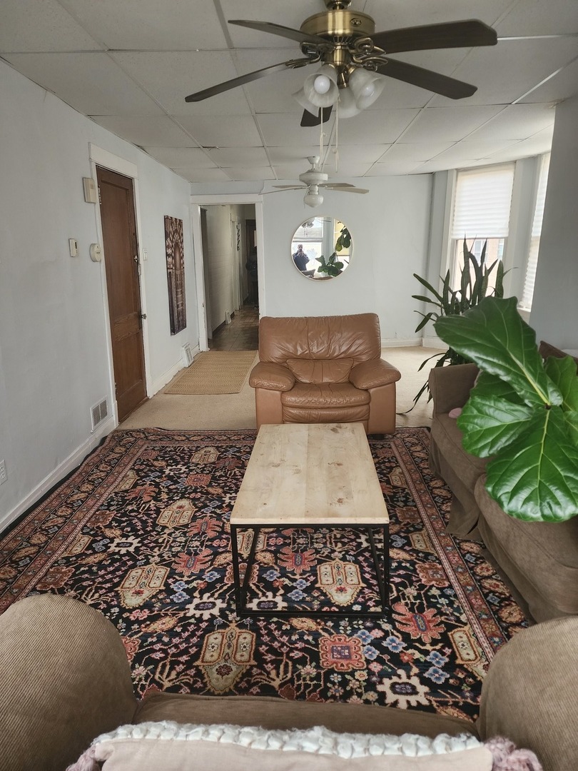 4345 N Kedvale Street, Chicago, IL