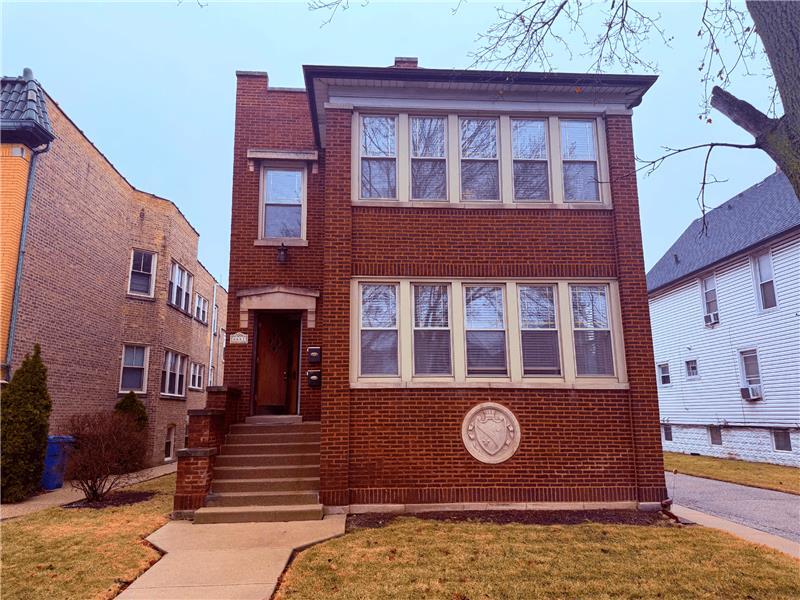 4441 N Kilbourn Avenue #2, Chicago, IL