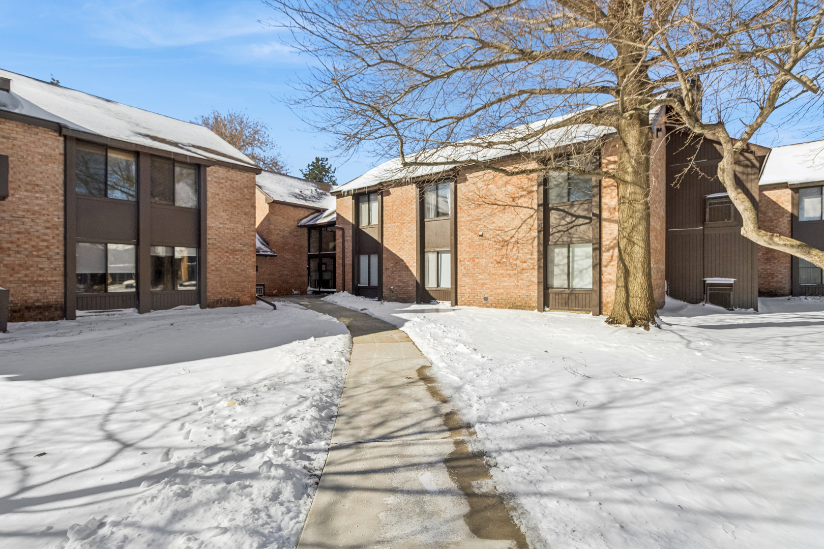 740 Saint Andrews Lane #35, Crystal Lake, IL