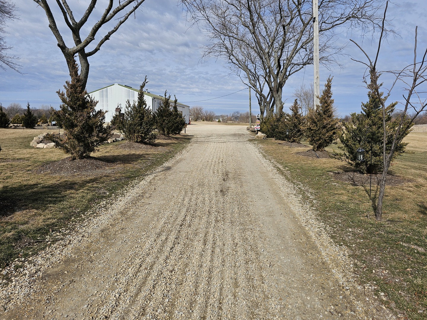 15618 Harmony Road, Huntley, IL