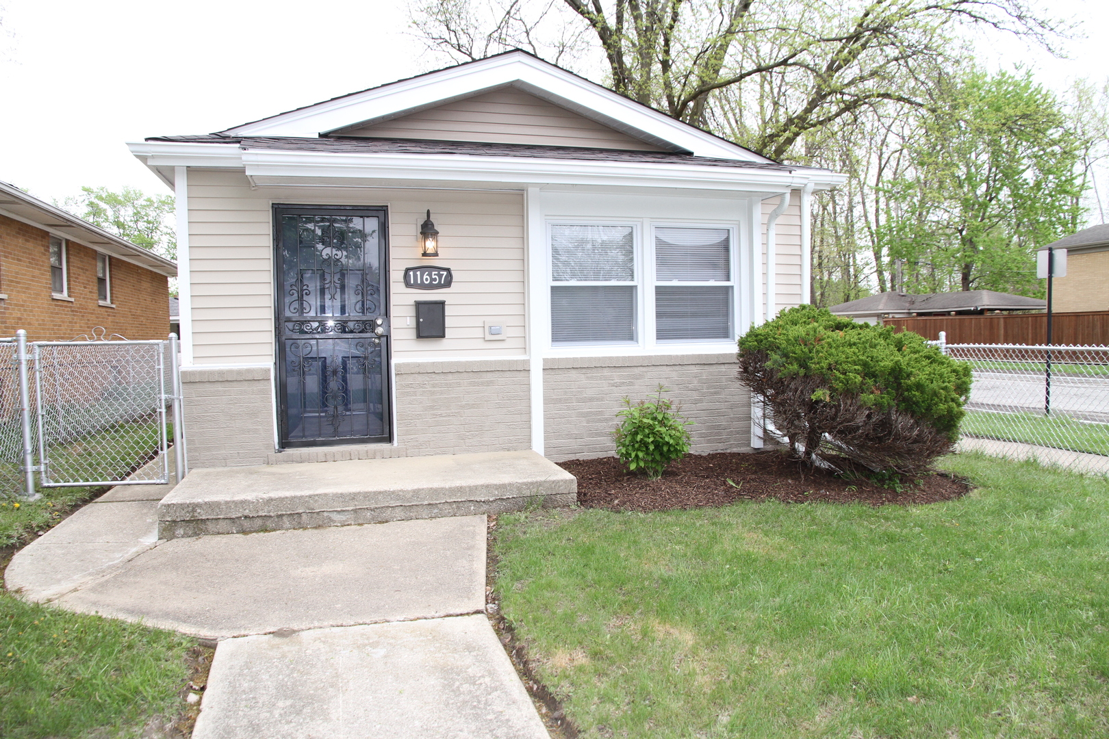 11657 S Racine Avenue, Chicago, IL