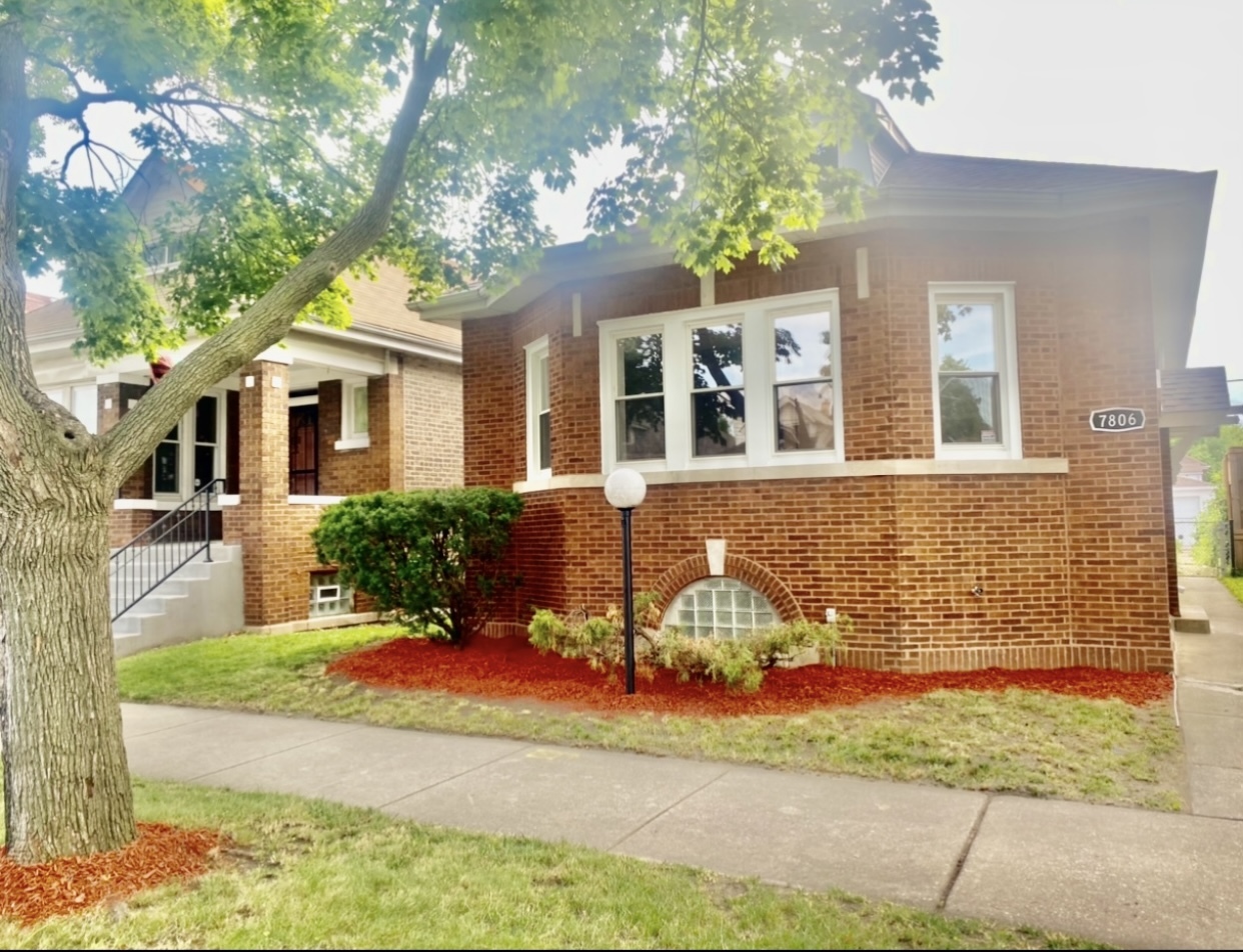 7806 S Rhodes Avenue, Chicago, IL