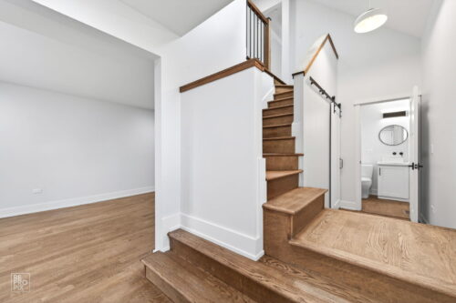 3341 W Iowa Street, Chicago, IL