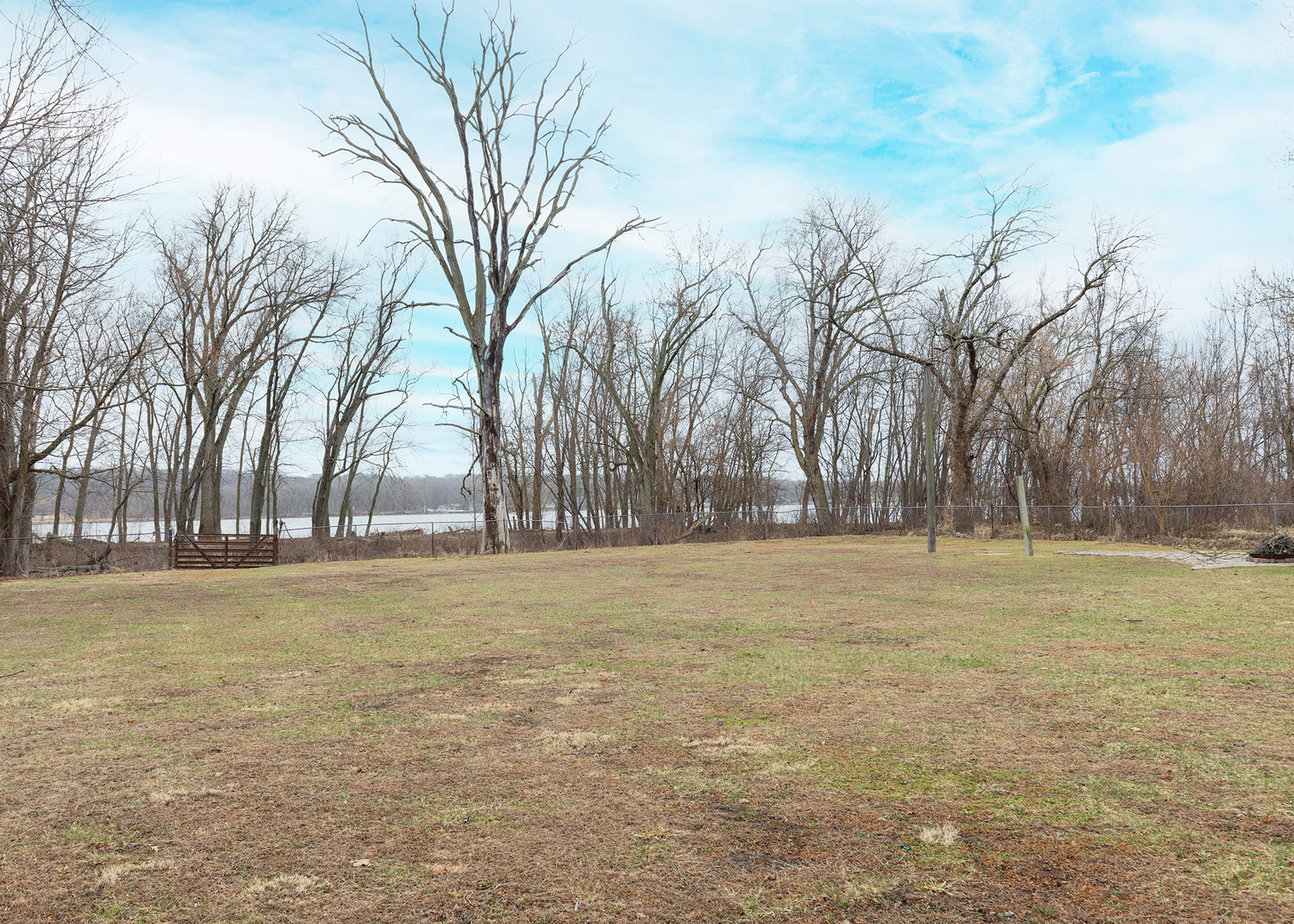 25199 182nd Street, Pleasant Valley, IA