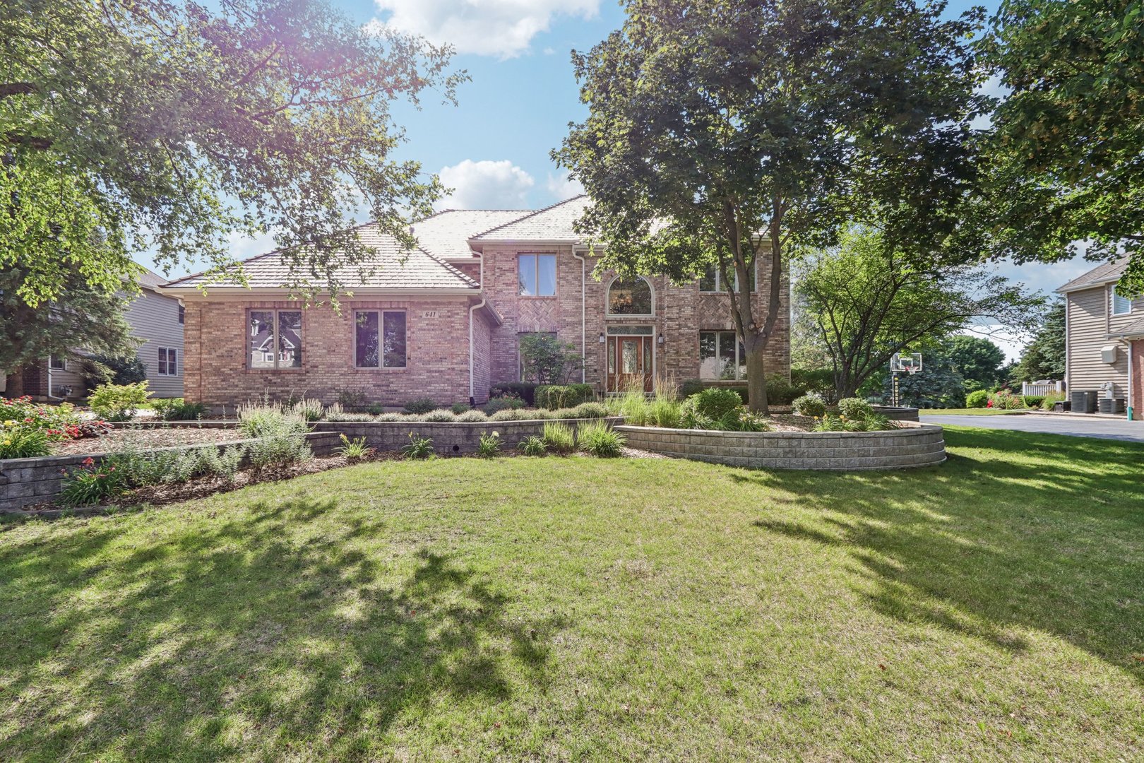 641 Mason Lane, Lake In The Hills, IL