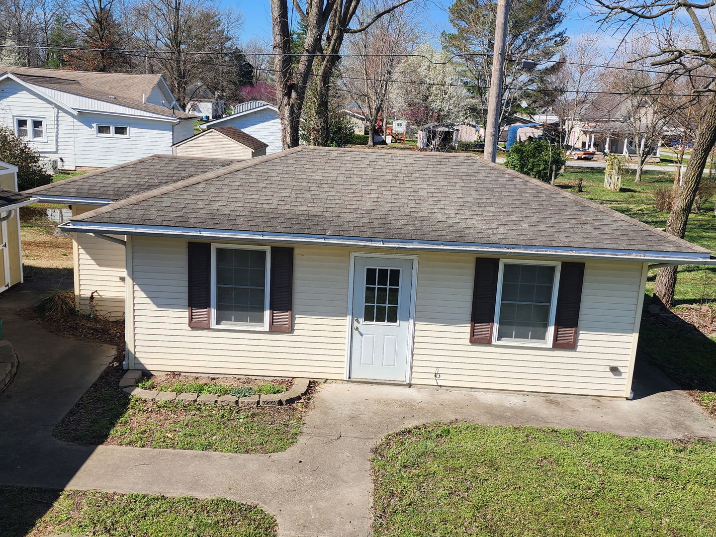 113 Jackson Street, Hurst, IL