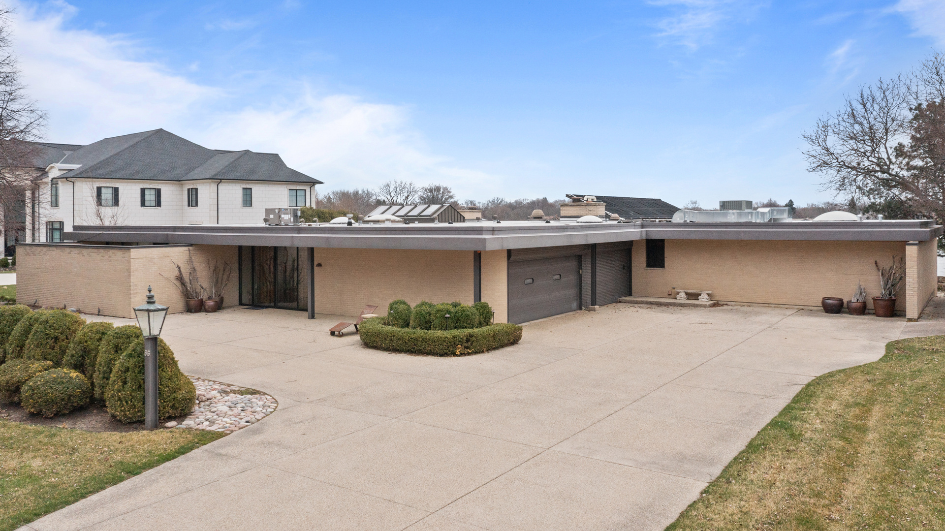 66 Watergate Road, South Barrington, IL