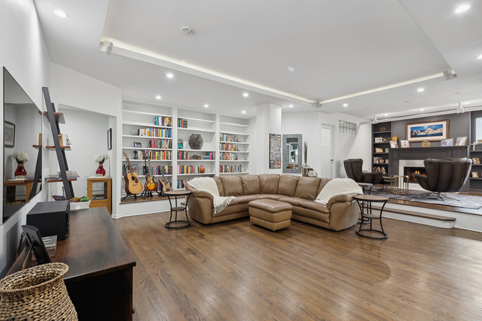 727 S Dearborn Street #911, Chicago, IL