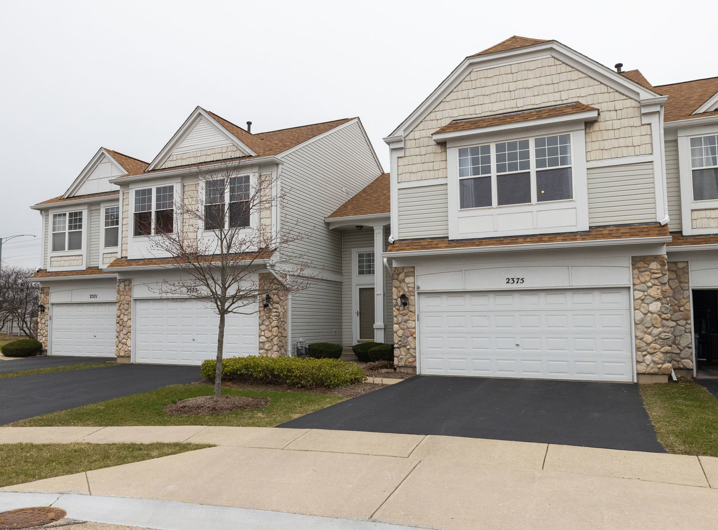 2375 Cove Court, Elgin, IL
