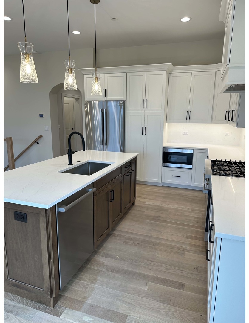 4119 N Lincoln Street, Westmont, IL