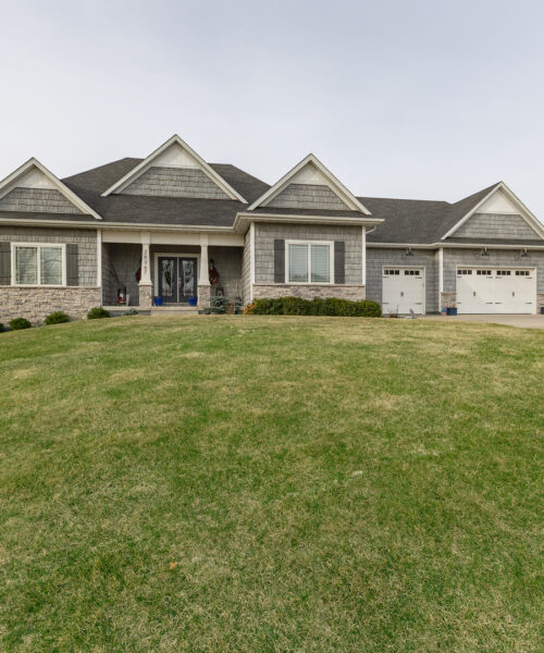 28067 238th Street, Le Claire, IA