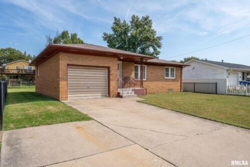 4123 N LINWOOD Avenue, Davenport, IA