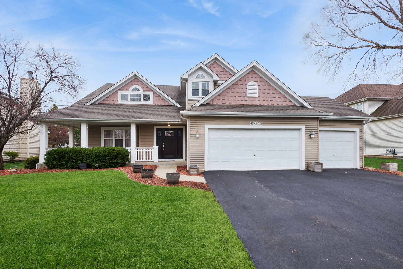 5204 Chokeberry Drive, Naperville, IL