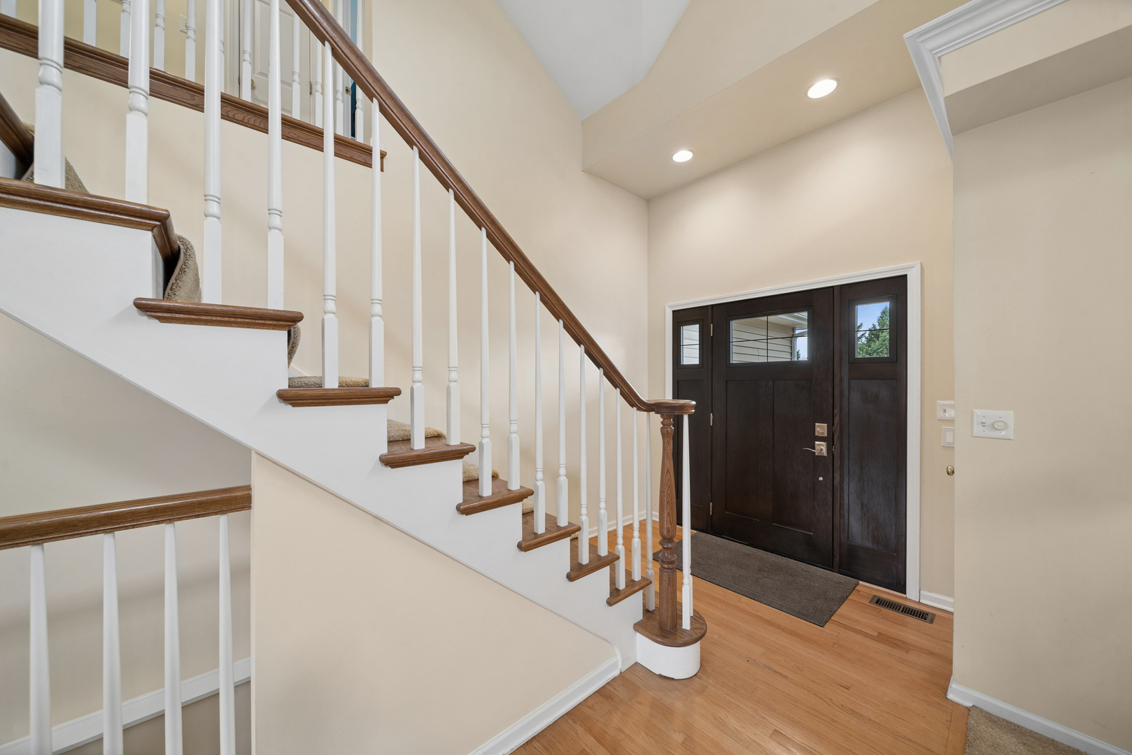 5204 Chokeberry Drive, Naperville, IL