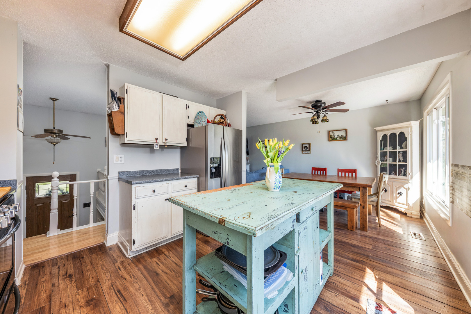 128 S BIRCHWOOD Drive, Naperville, IL