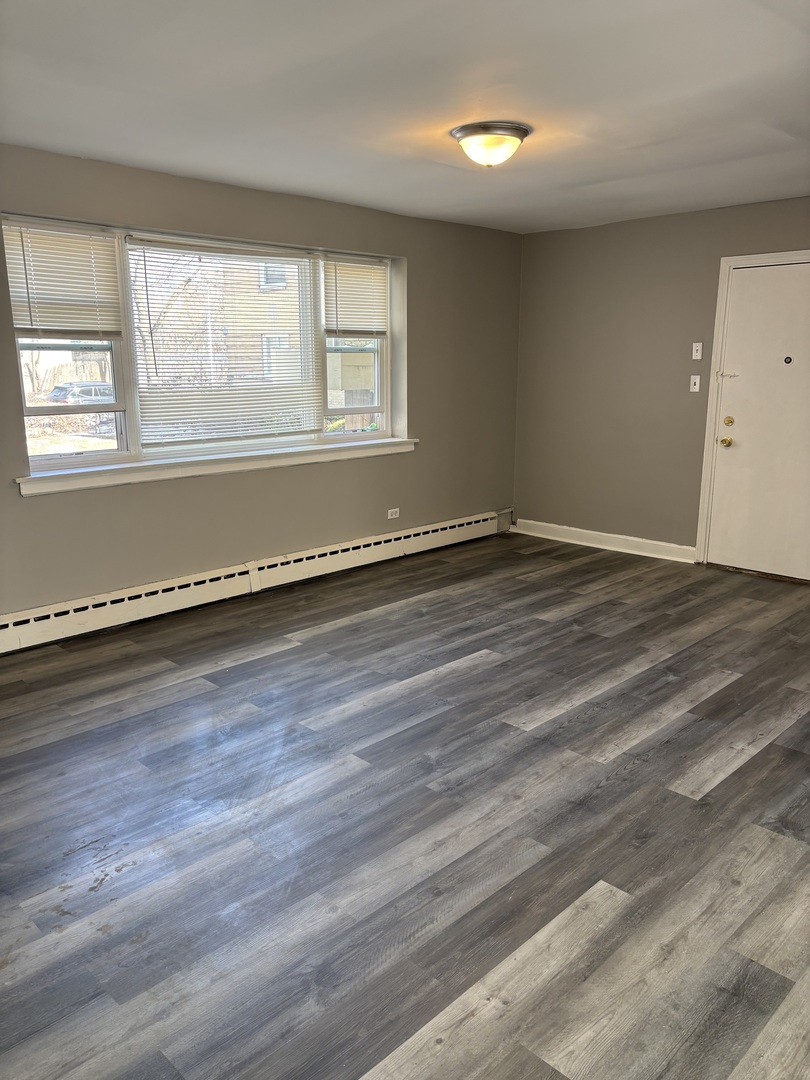 2055 E 72nd Street #1W, Chicago, IL