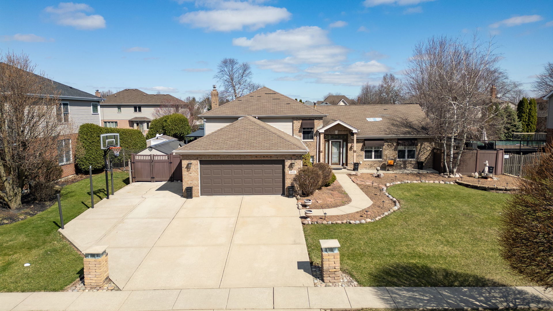 1035 Yamma Ridge, New Lenox, IL