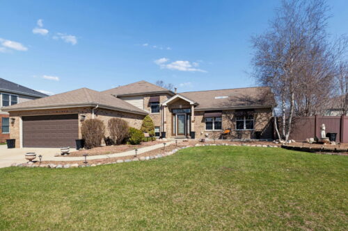 1035 Yamma Ridge, New Lenox, IL