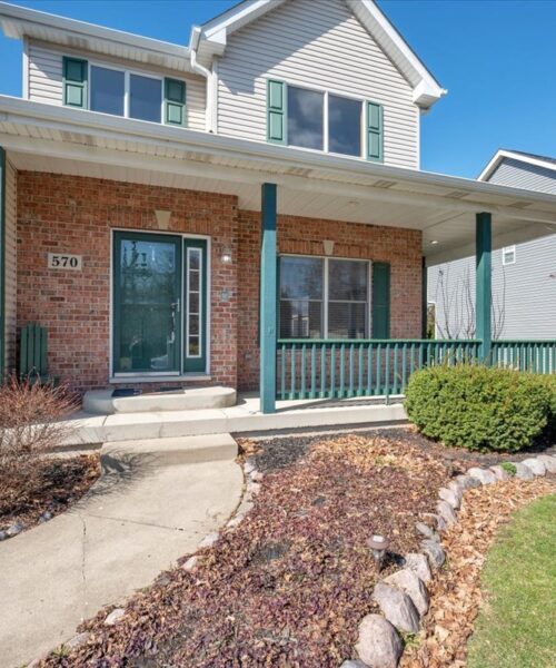570 Larium Lane, Crystal Lake, IL