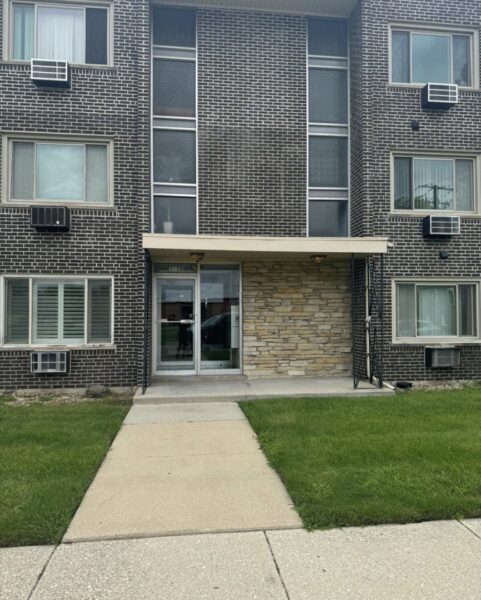 3158 W 88th Street #101, Evergreen Park, IL