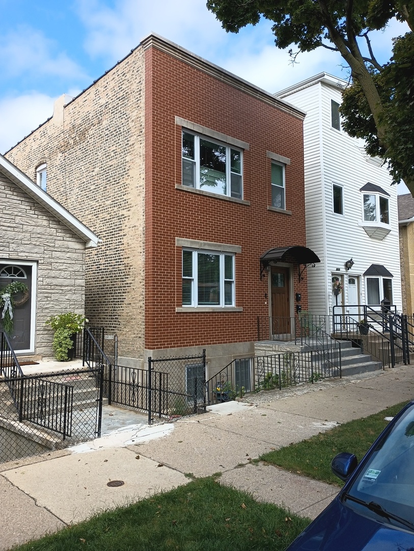 3612 S Emerald Avenue #1F, Chicago, IL