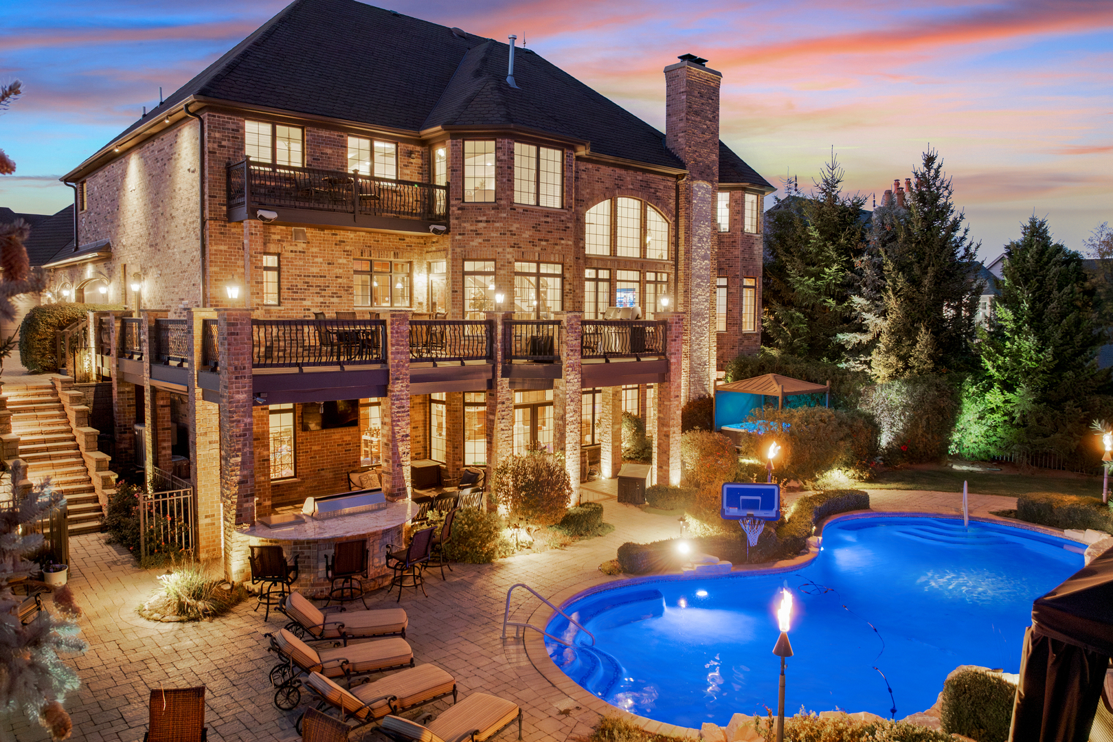 39W431 Long Meadow Lane, St. Charles, IL