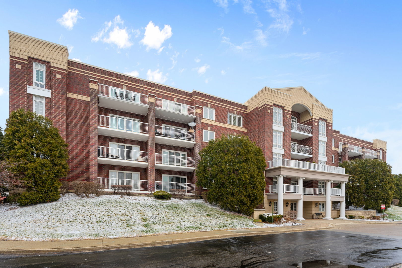 7091 W Touhy Avenue #505, Niles, IL