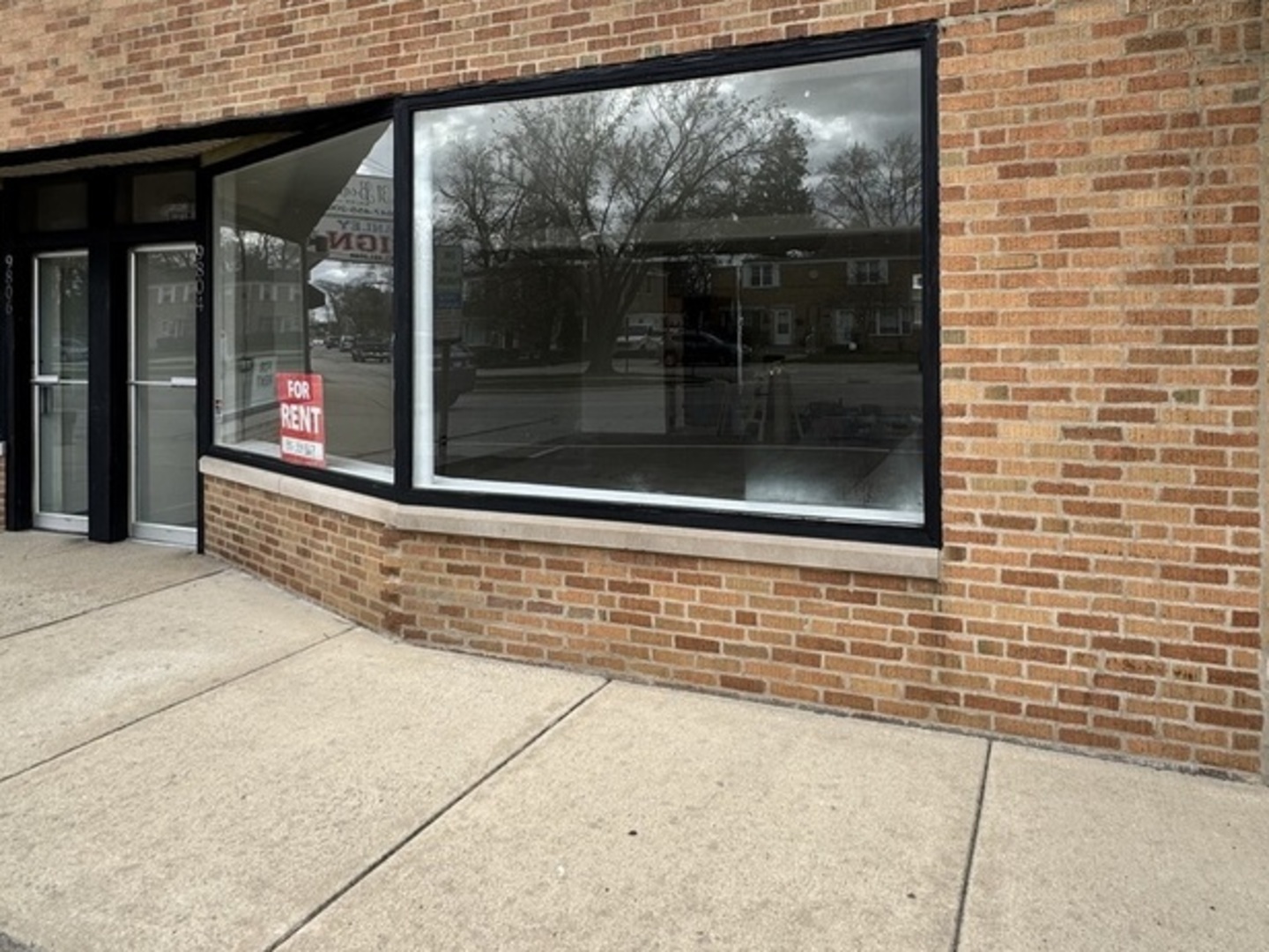 9804 Grand Avenue, Franklin Park, IL