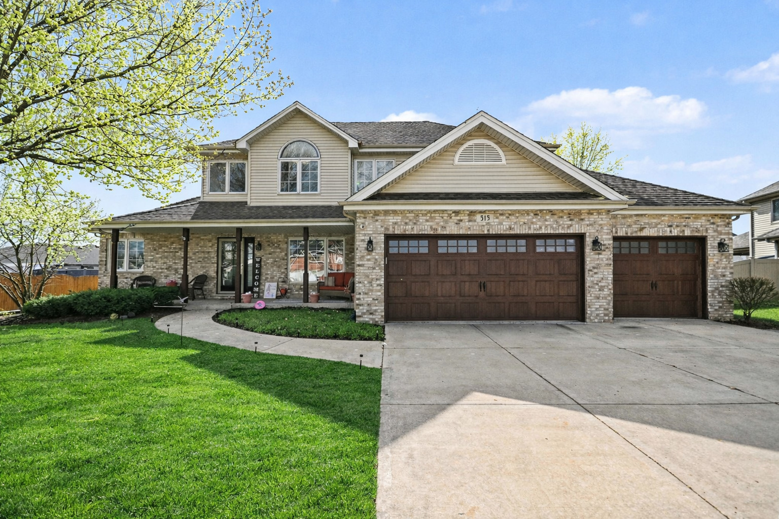515 Buckingham Place, Shorewood, IL