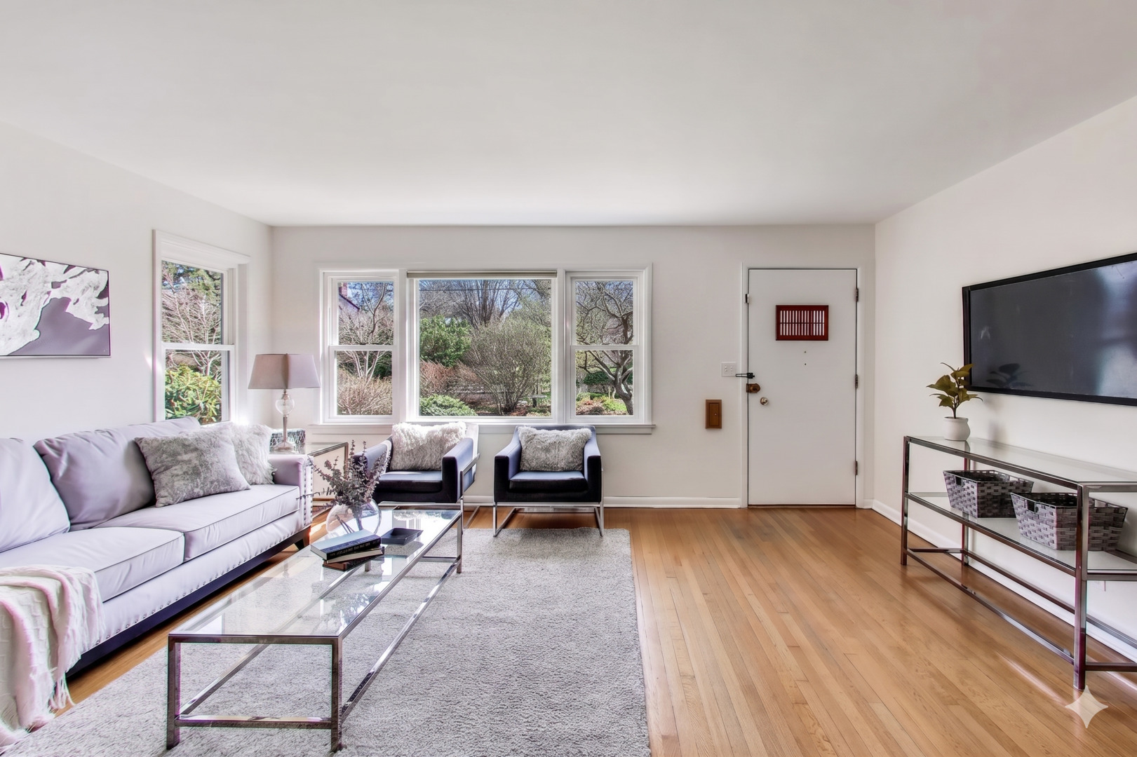 1812 Oakton Street, Evanston, IL