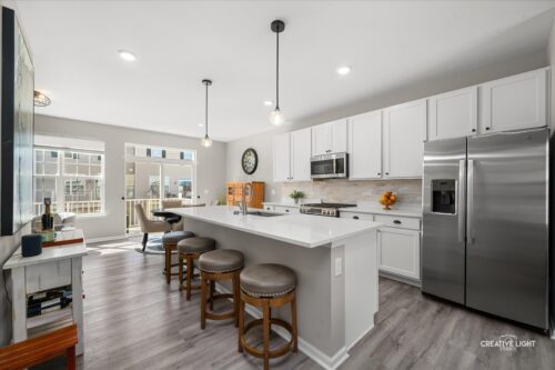 183 Lakeshore Drive, Oswego, IL