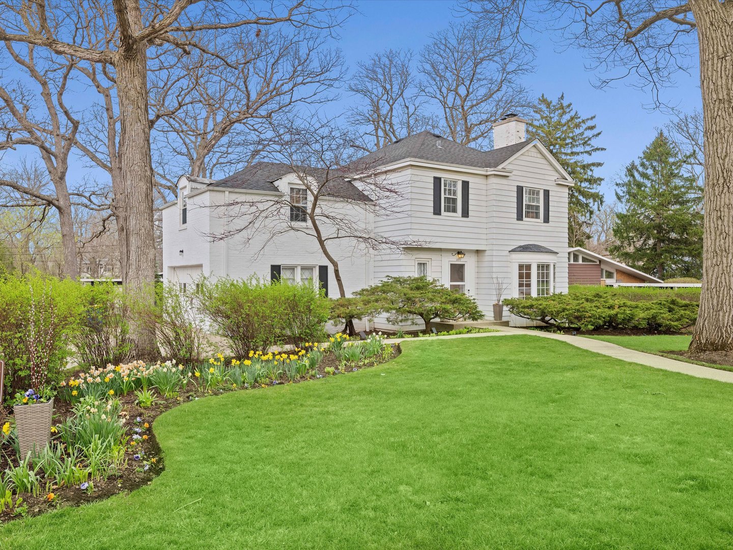 1177 Wade Street, Highland Park, IL